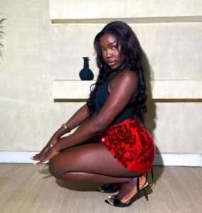 Zita (Elizabeth Oloruntola)