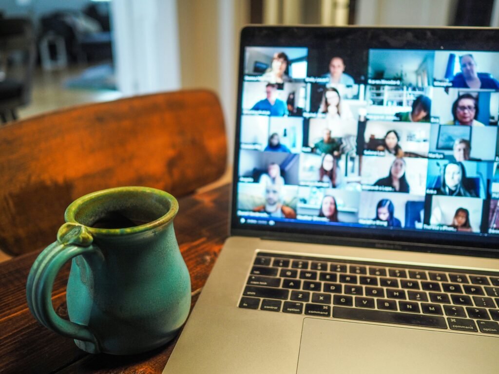 Trends that Influence Creatives to Start Drop-Servicing