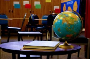Navigating the Application Maze: Tips for Success when Applying for Scholarships for African Students