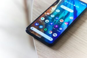 Gesture‍‍‍‍‍‍ Navigation and One-Handed Mode Mastery