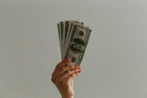 Potential Affiliate Marketing Income Risks and How Best to Overcome Them for Sustainable Success