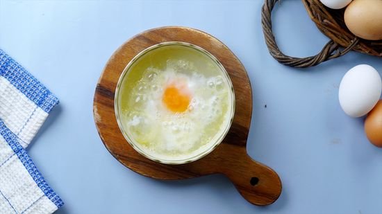 How to Cook Eggs in Microwave Safely 2026 (Step-by-Step Guide)