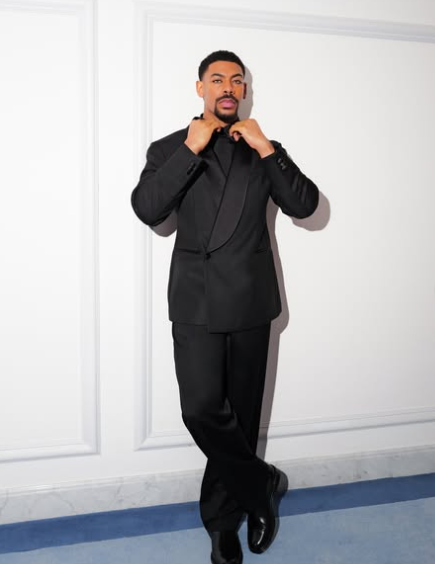 Aaron Pierre Biography
